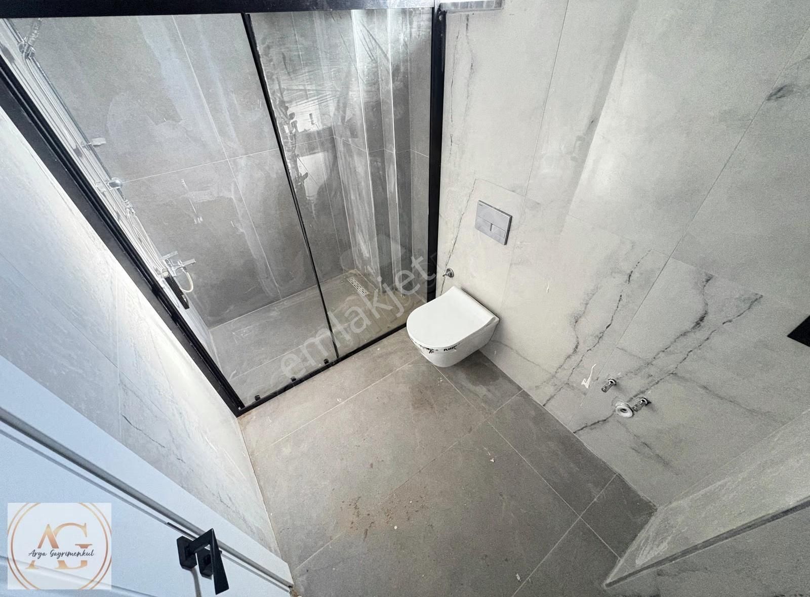 Arya'dan Geniş Büyük Bahçeli Havuzlu 3+1 Müstakil Villa - Görsel 5