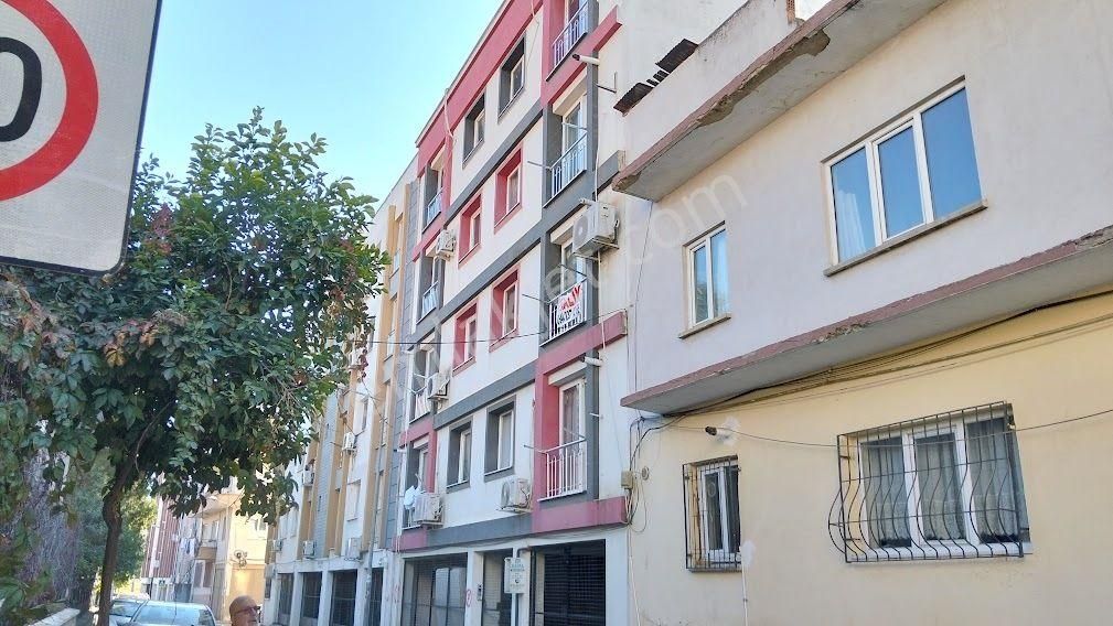 Aydın Efeler Orta Mah. Merkezde Satılık 1+1 Daire