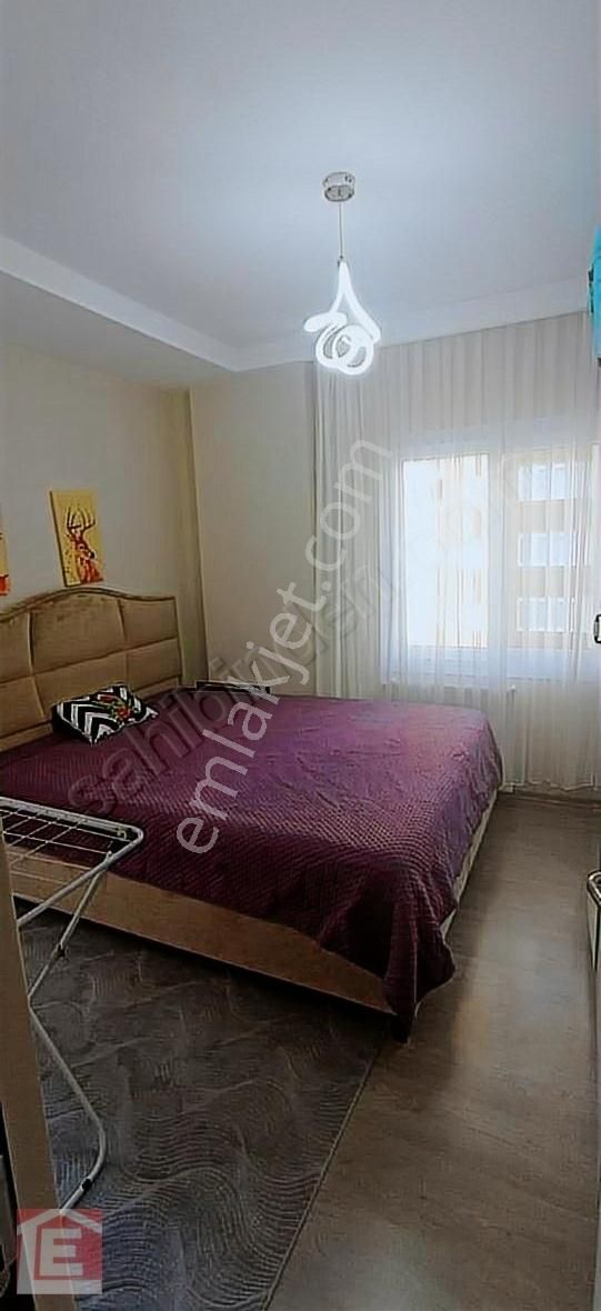 Güzel Yalı 3+1 Çift Banyo Kapalı Mutfak Yeni Bina Satılık Cazip - Görsel 3