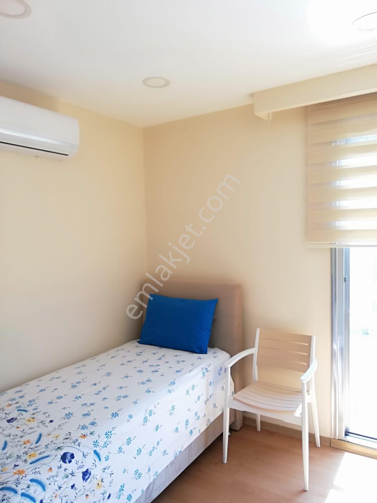 Alaçatı Çamlıkyol'da Sezonluk Kiralık Havuzlu Lüks Villa - Görsel 8