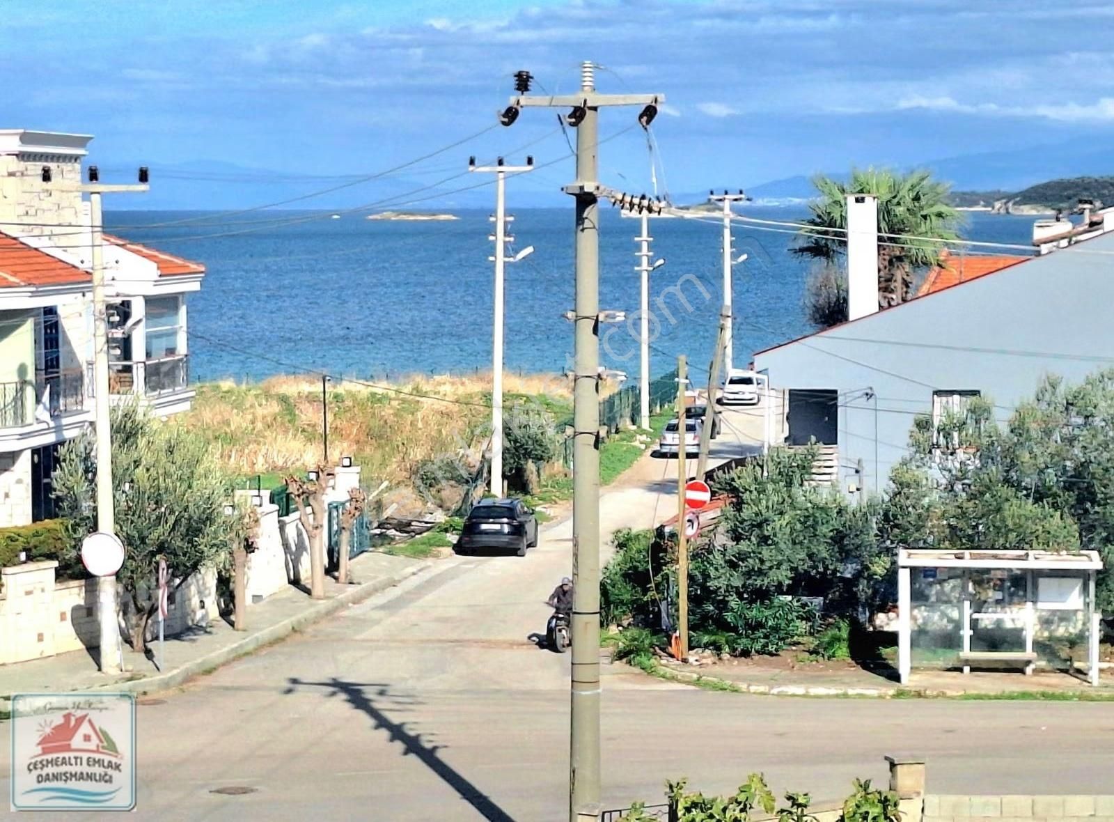 Urla Guvendik Lüks Donanımlı, Denize 50 M, Manzaralı Genis Villa - Görsel 33