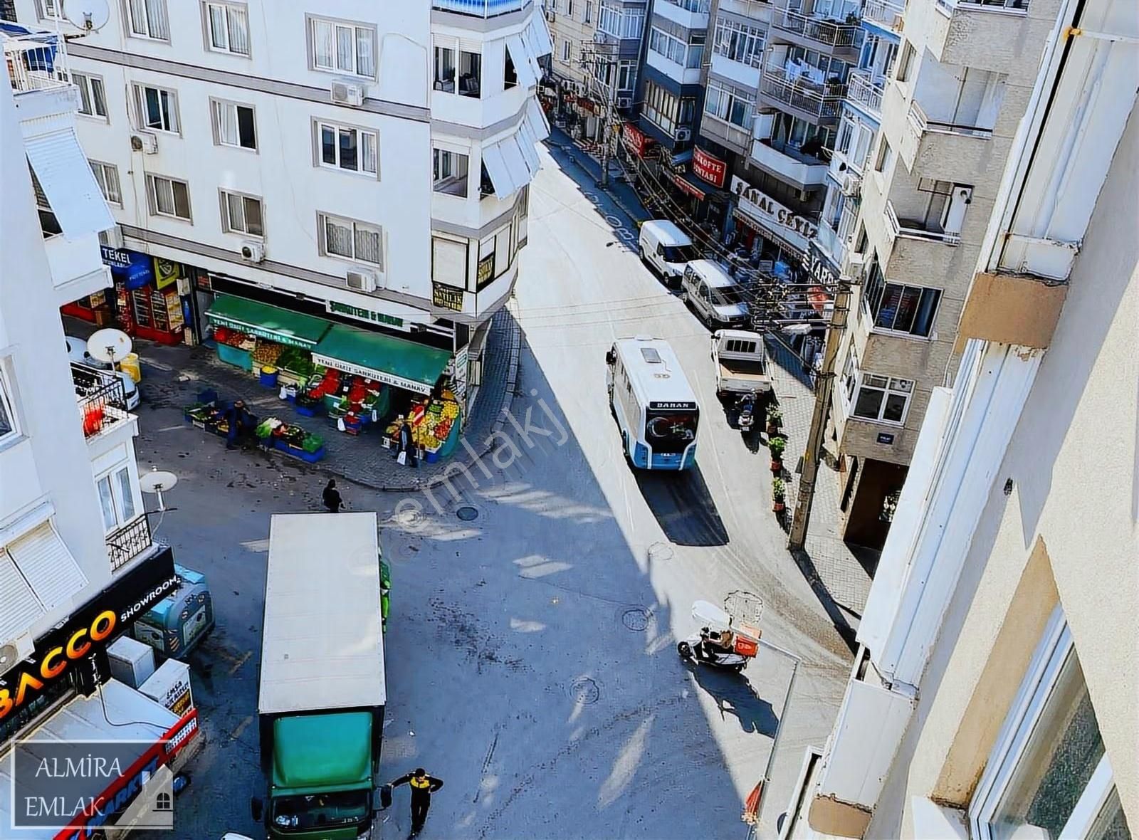 Yeşilyurt Yonca Pastane Üstü Bakımlı Doğalgazlı 2+1 Daire - Görsel 13