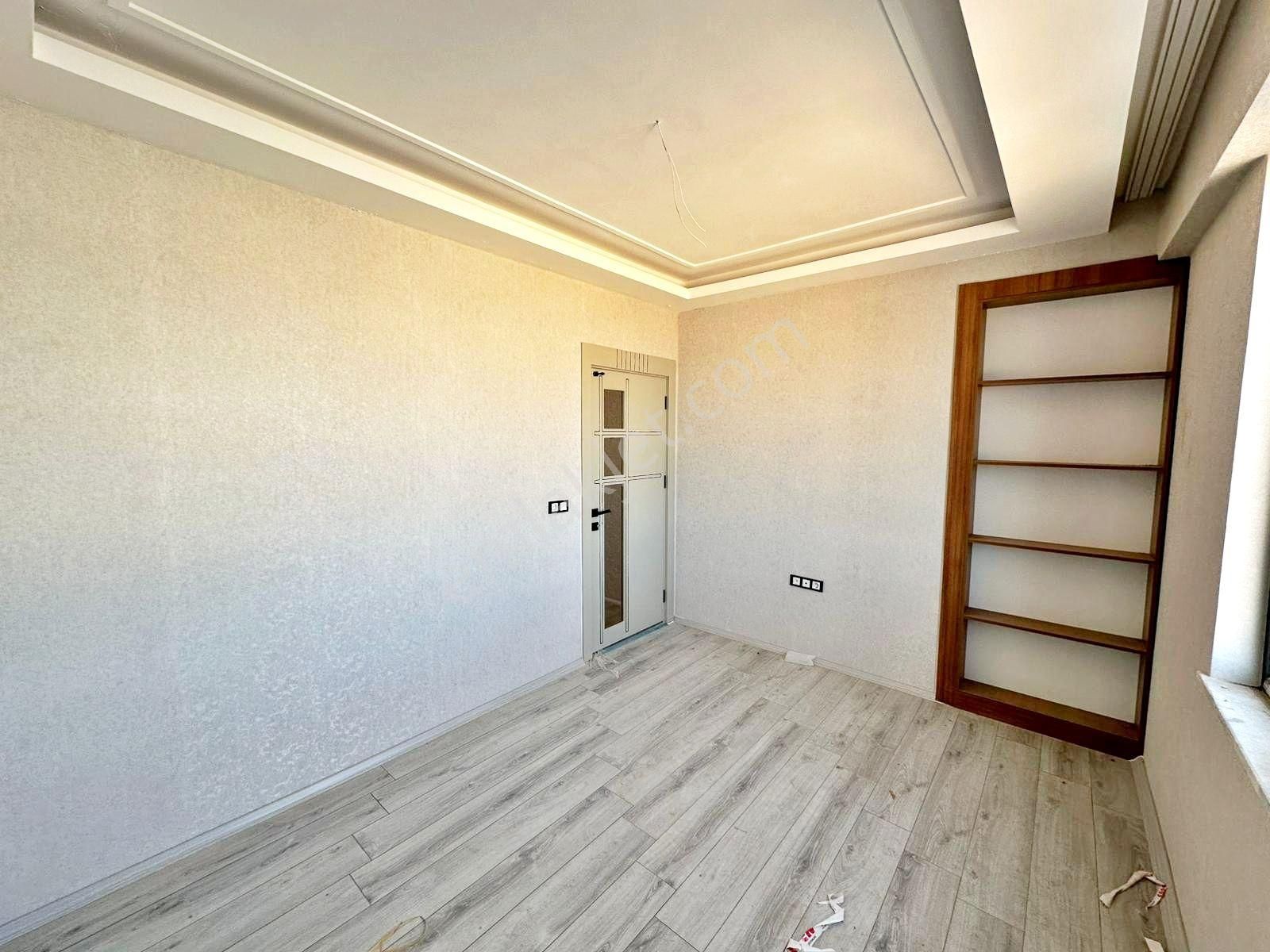 Alpaslan'da Çift Banyolu Sıfır Arakat Ultralüx 2+1 Daire - Görsel 13