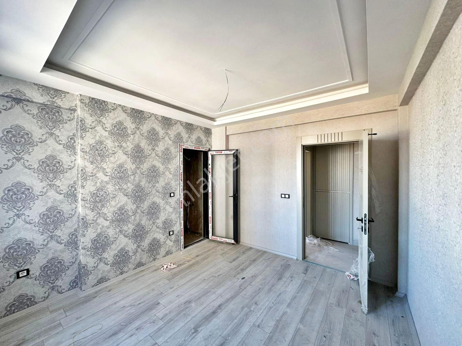 Alpaslan'da Çift Banyolu Sıfır Arakat Ultralüx 2+1 Daire - Görsel 16