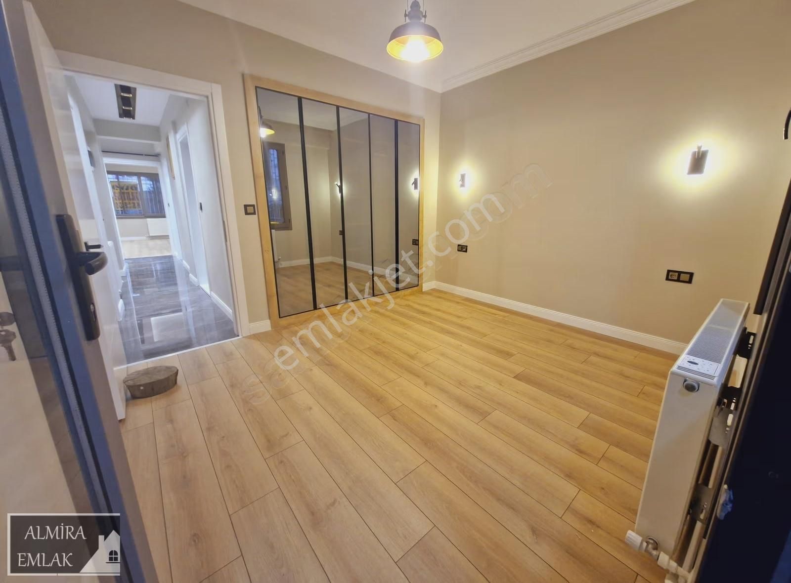 İnönü Cadde Bir Ara Sokağında 3+1 120m2 Lüks Dekorlu Ve Bahçeli - Görsel 24