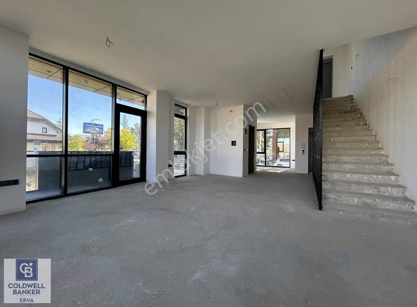 Ahlatlıbelde Bulvara Paralel Tabela Değeri Yüksek Kiralık Villa - Görsel 6