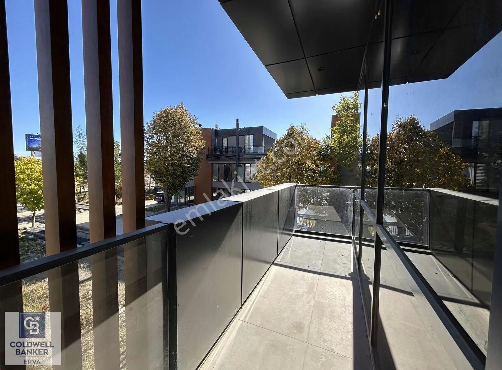 Ahlatlıbelde Bulvara Paralel Tabela Değeri Yüksek Kiralık Villa - Görsel 33