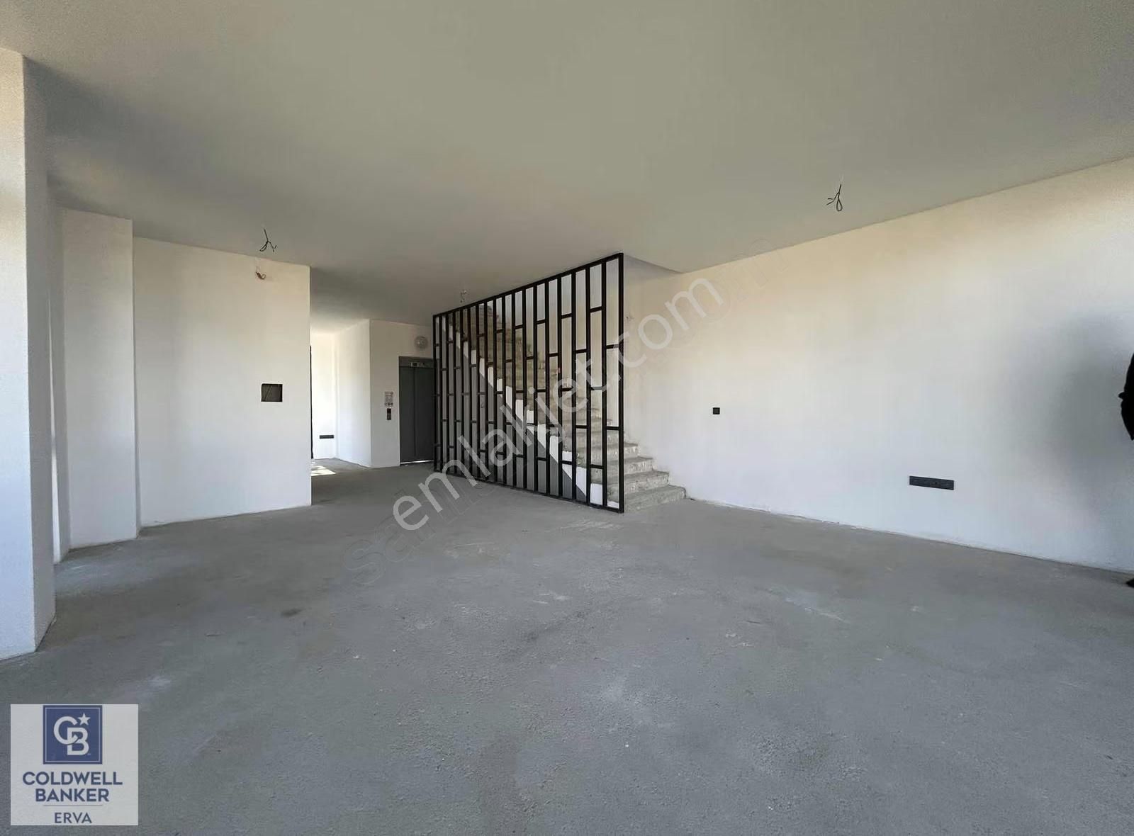 Ahlatlıbelde Bulvara Paralel Tabela Değeri Yüksek Kiralık Villa - Görsel 35