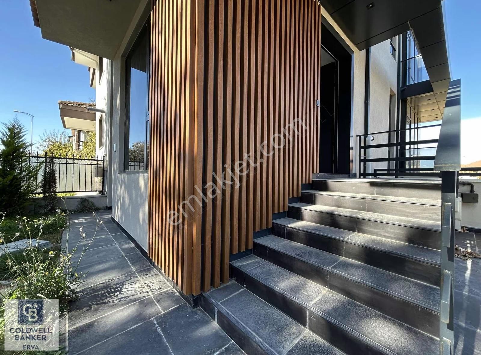 Ahlatlıbelde Bulvara Paralel Tabela Değeri Yüksek Kiralık Villa - Görsel 23