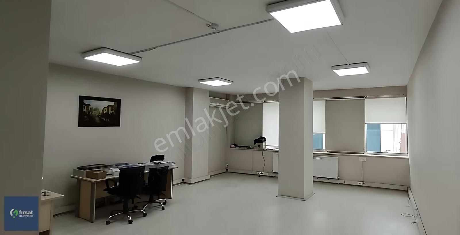 İstanbul Bağcılar Kiralık 2000 M2 Kapalı Alana Sahip Plaza - Görsel 7