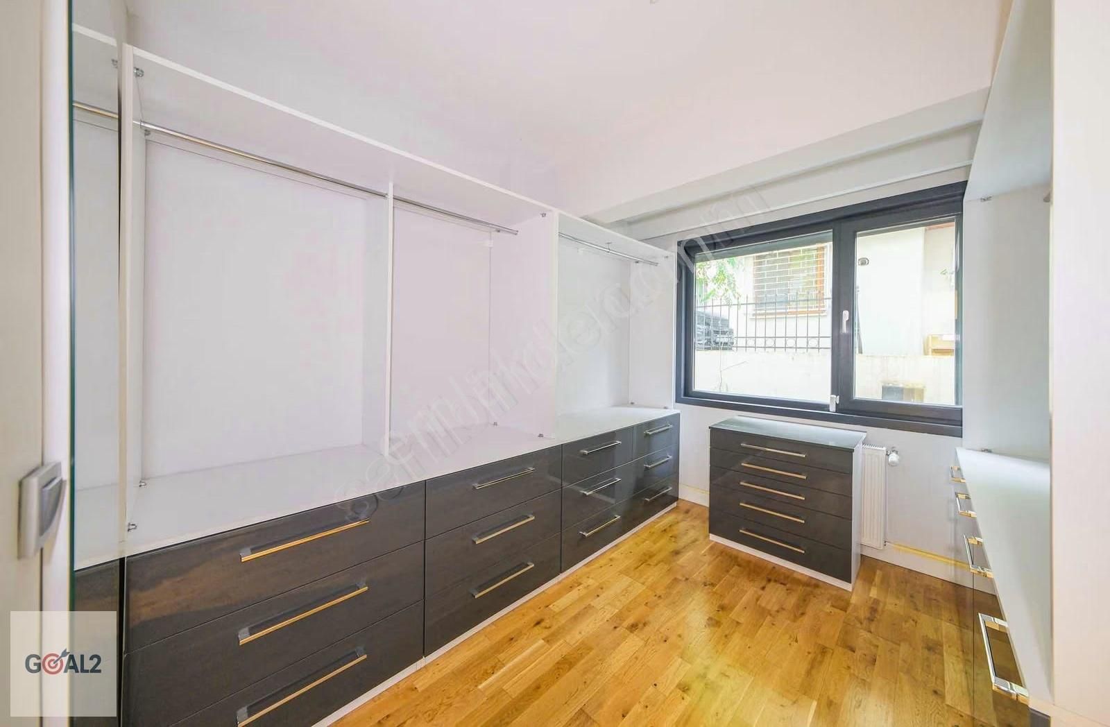 Moda'da Müstakil Hissi Veren Geniş Bahçeli 3+1 Full Yapılı Daire - Görsel 24