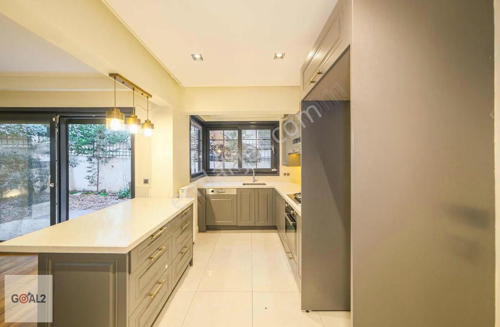 Moda'da Müstakil Hissi Veren Geniş Bahçeli 3+1 Full Yapılı Daire - Görsel 12