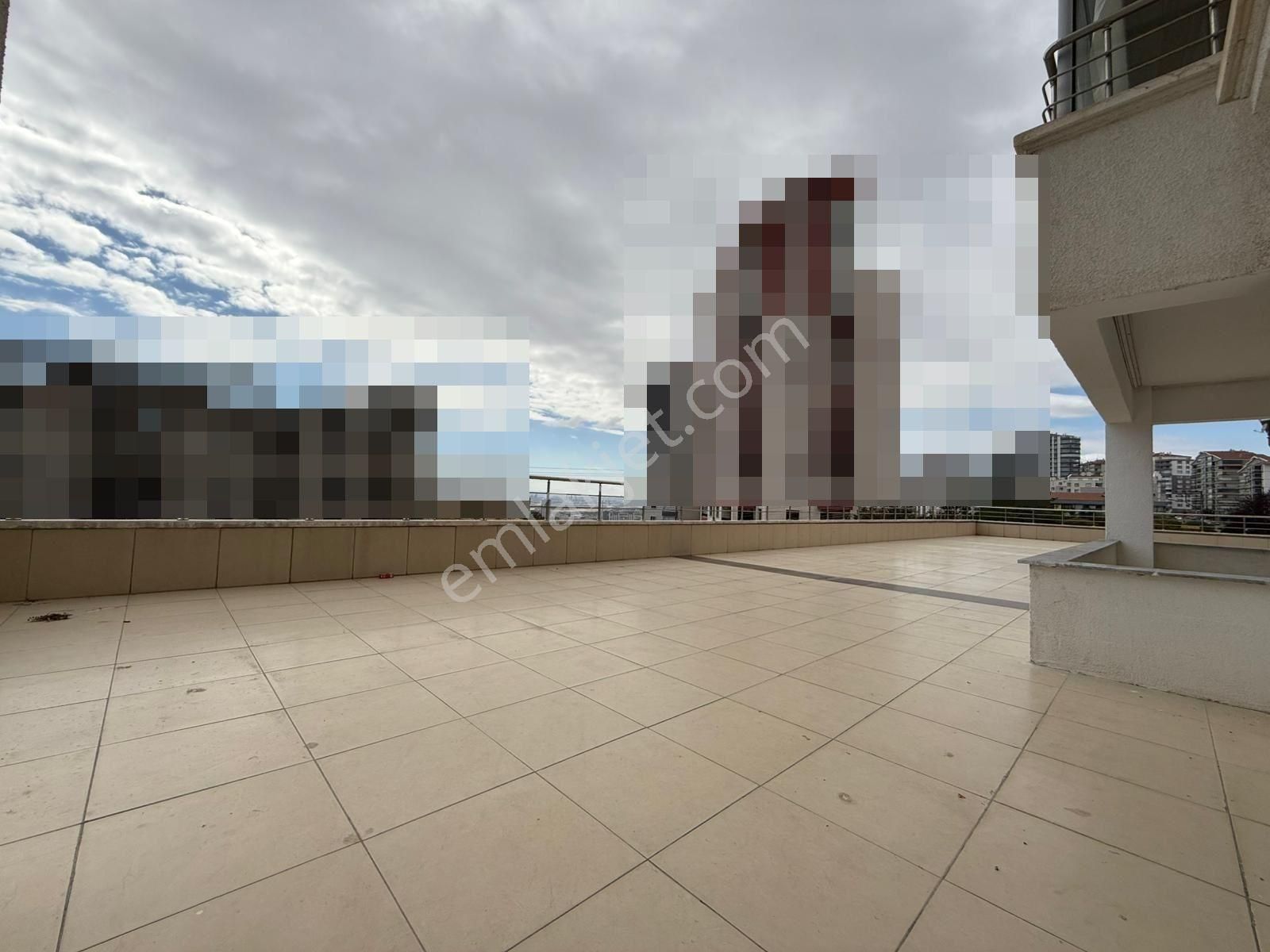 Avcılar'da Ara Katta Site İçerisinde Geniş M2 4+1 Emsalsiz Daire - Görsel 30