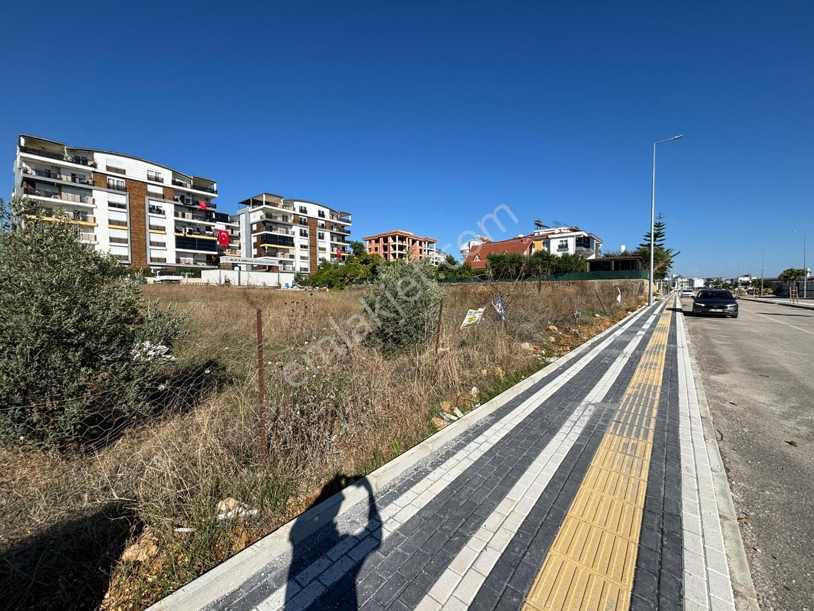 Usta Gayrimenkul'den Kiralık Belek Yolunda 2,5 Dönüm Ticari Arsa - Görsel 3