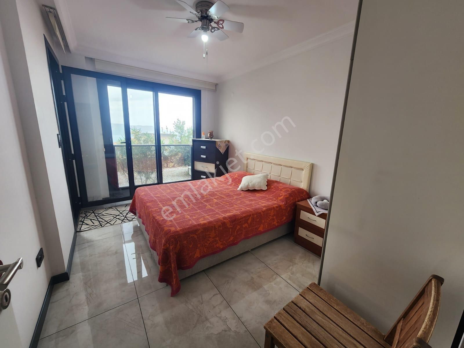 Zirve Gayrimenkul'den Havuzlu Sitede Bahçe Katı Geniş Daire - Görsel 17