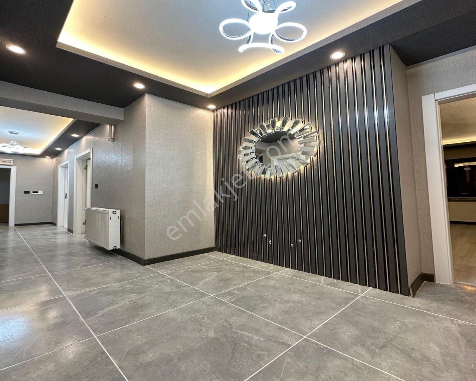 Karakaya Mahallesi'nde Full+full Yapılı 3+1 Daire! - Görsel 31