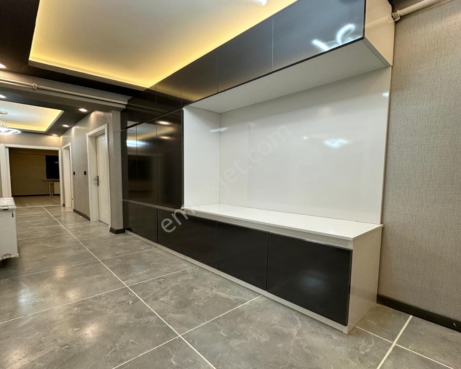 Karakaya Mahallesi'nde Full+full Yapılı 3+1 Daire! - Görsel 33