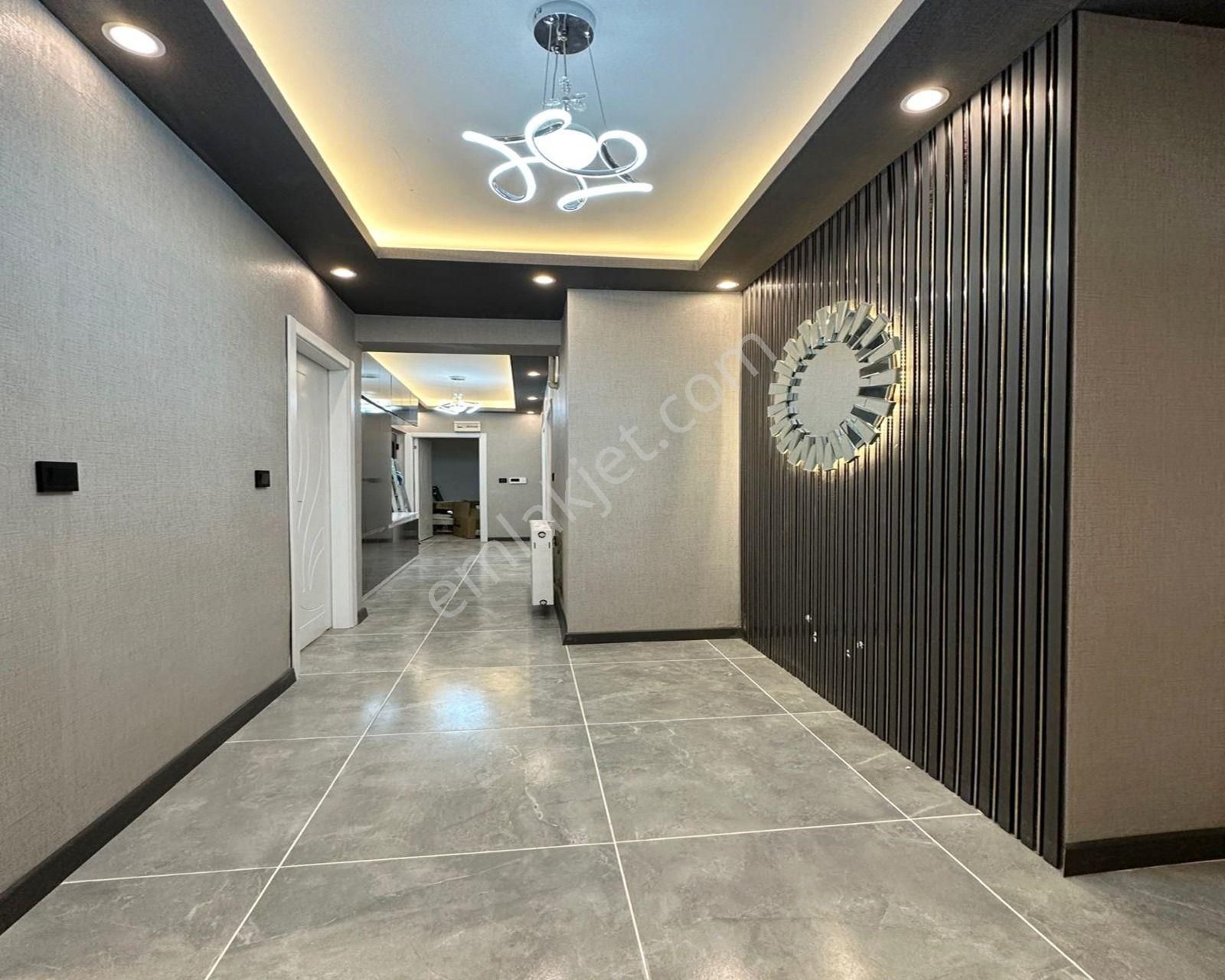 Karakaya Mahallesi'nde Full+full Yapılı 3+1 Daire! - Görsel 30