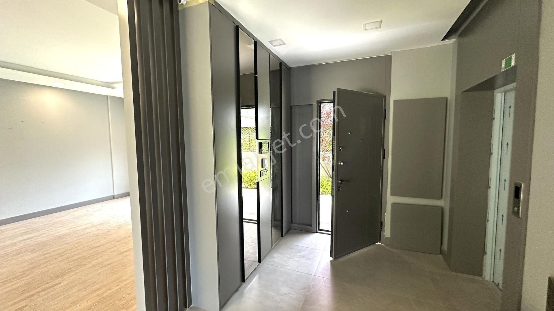 Mollayusufta Site İçi 7+1 Asansör K.otopark Villa - Görsel 17