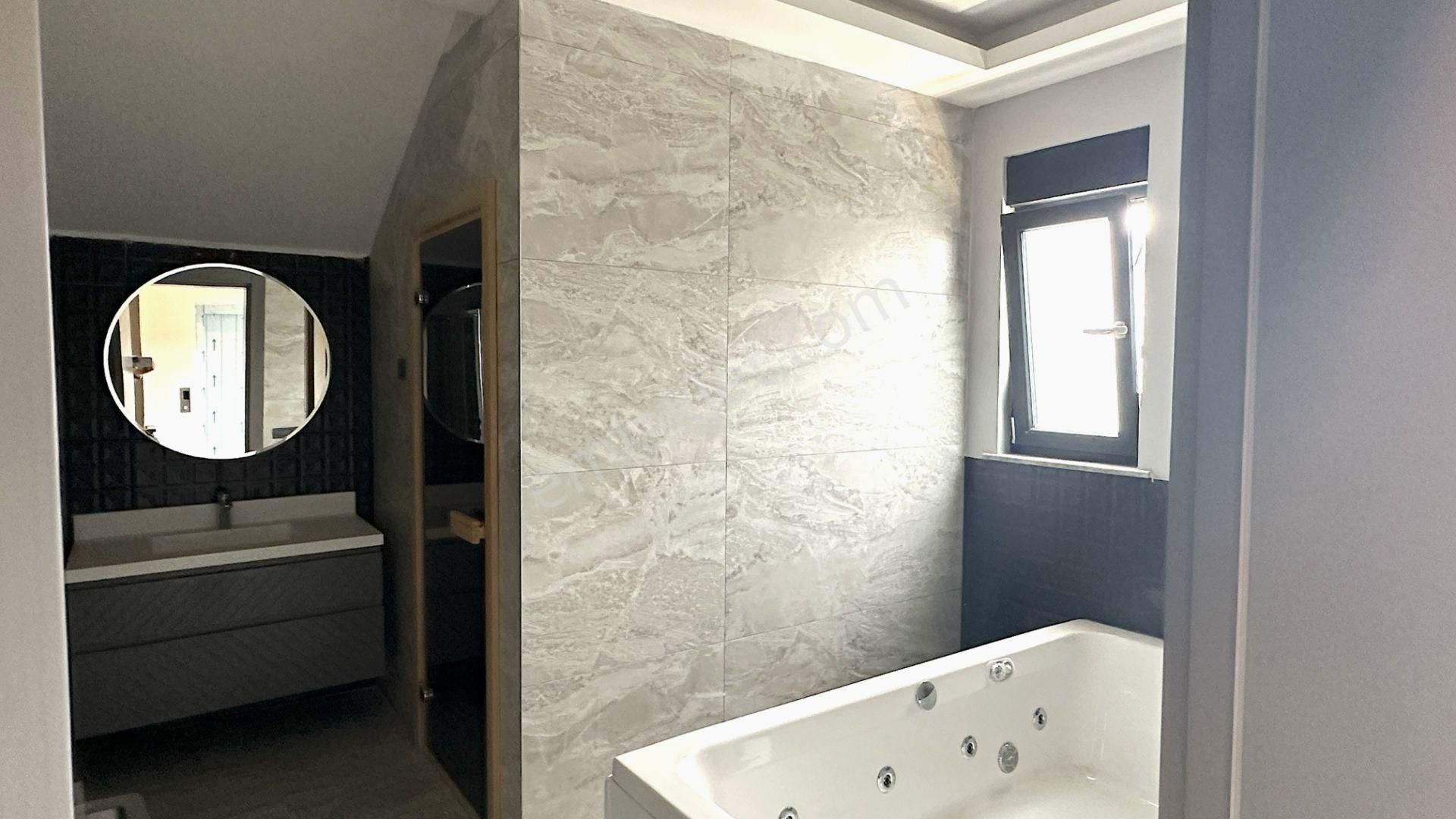 Mollayusufta Site İçi 7+1 Asansör K.otopark Villa - Görsel 19