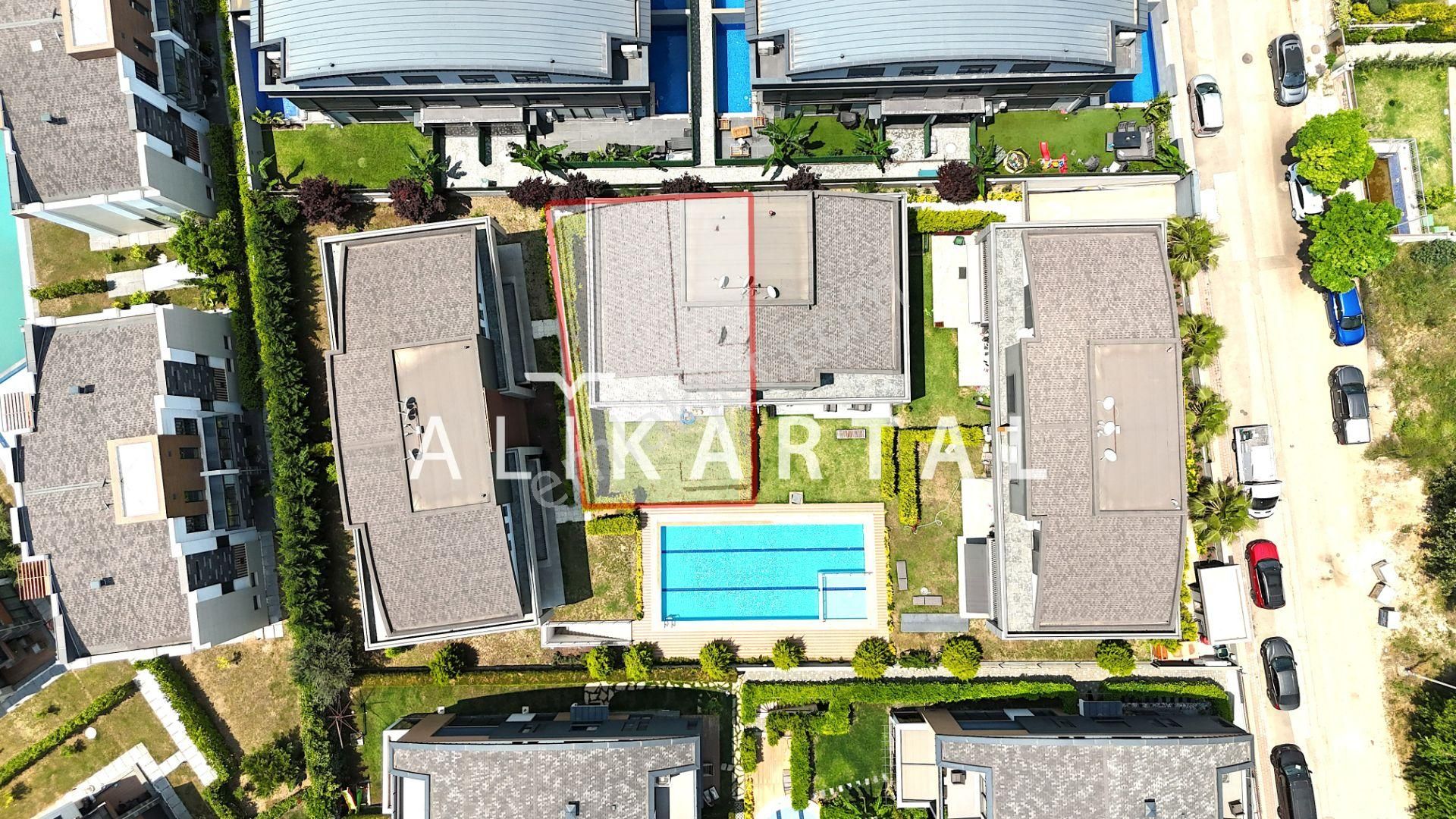 Mollayusufta Site İçi 7+1 Asansör K.otopark Villa - Görsel 4