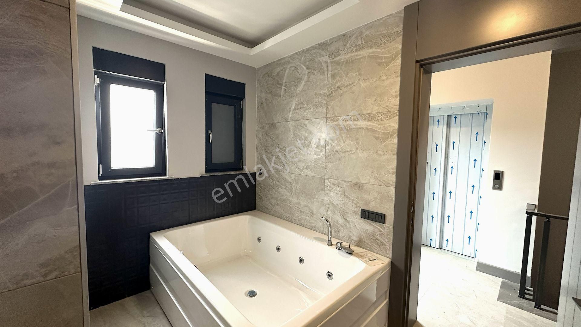 Mollayusufta Site İçi 7+1 Asansör K.otopark Villa - Görsel 20