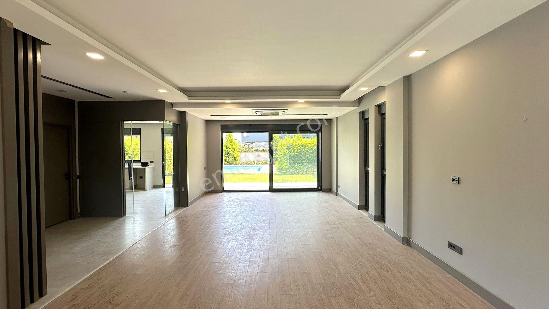 Mollayusufta Site İçi 7+1 Asansör K.otopark Villa - Görsel 11