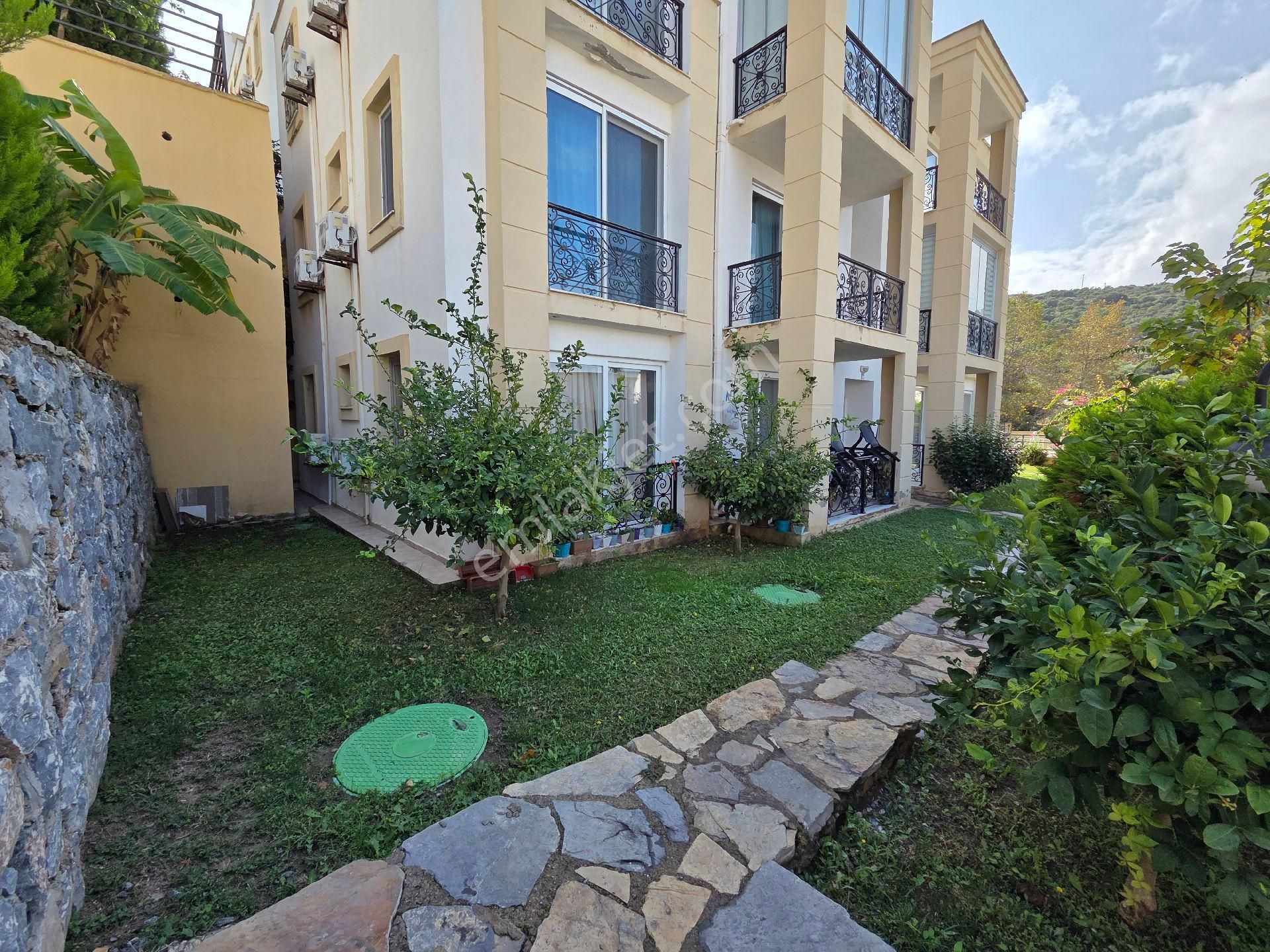 Muğla Güllük Denize Sıfır Sitede Satılık Bahçe Katı - Görsel 8