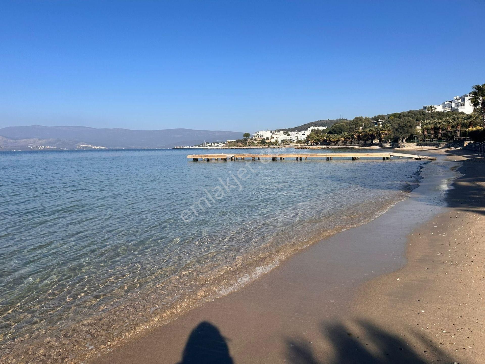 Muğla Güllük Denize Sıfır Sitede Satılık Bahçe Katı - Görsel 7