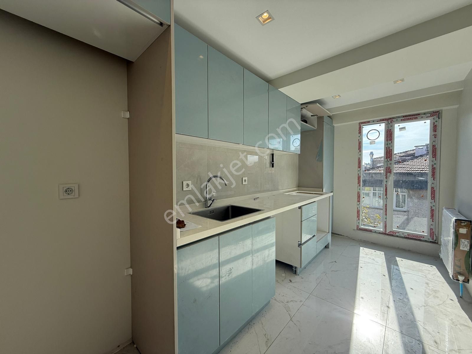 İstanbul House'dan Bahçelievler'de Sıfır Binada 2+1 Güney Cephe - Görsel 9