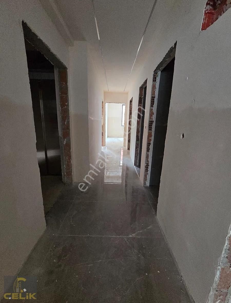Cevatpaşada 3+1 128 M2 Ferah Arakat Daire - Görsel 5