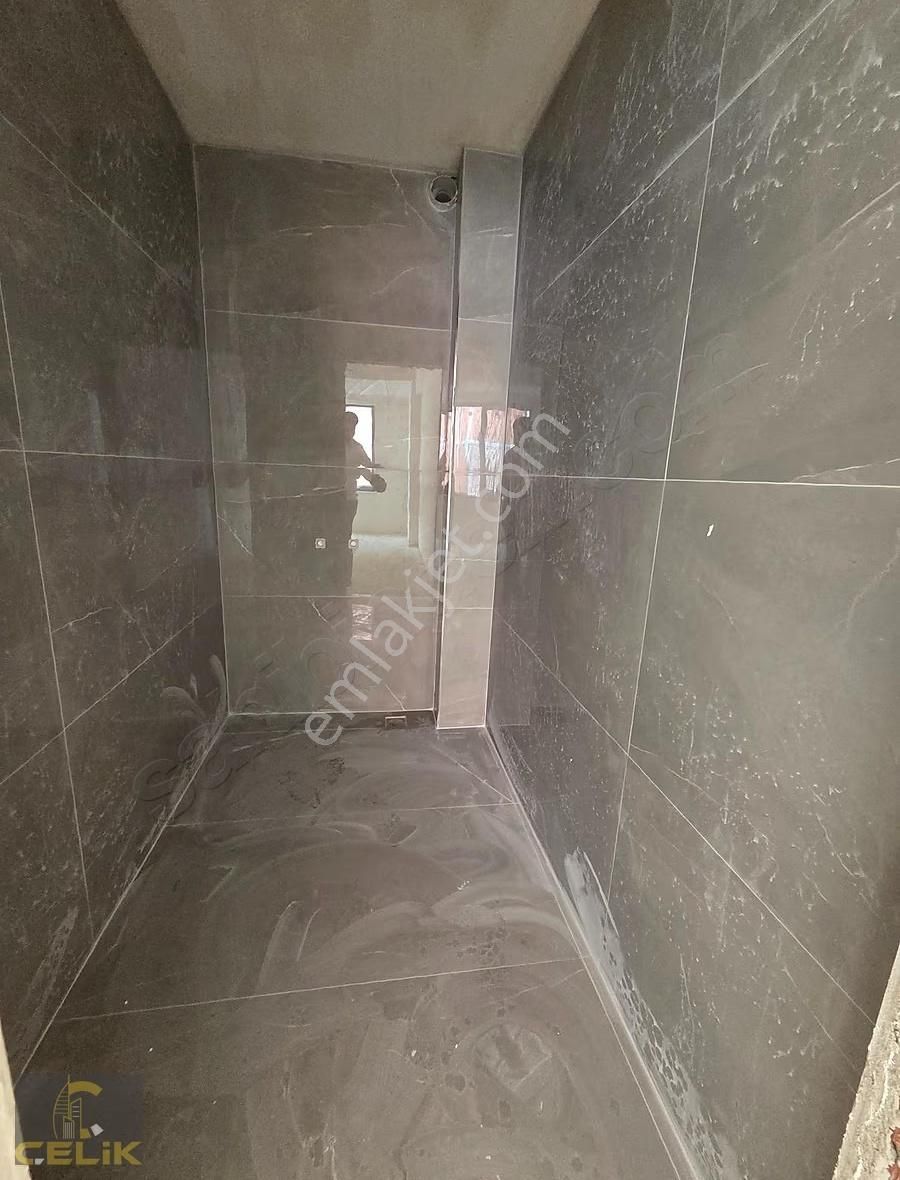 Cevatpaşada Geniş Aileler İçin 250m2 5+2 Dubleks - Görsel 17