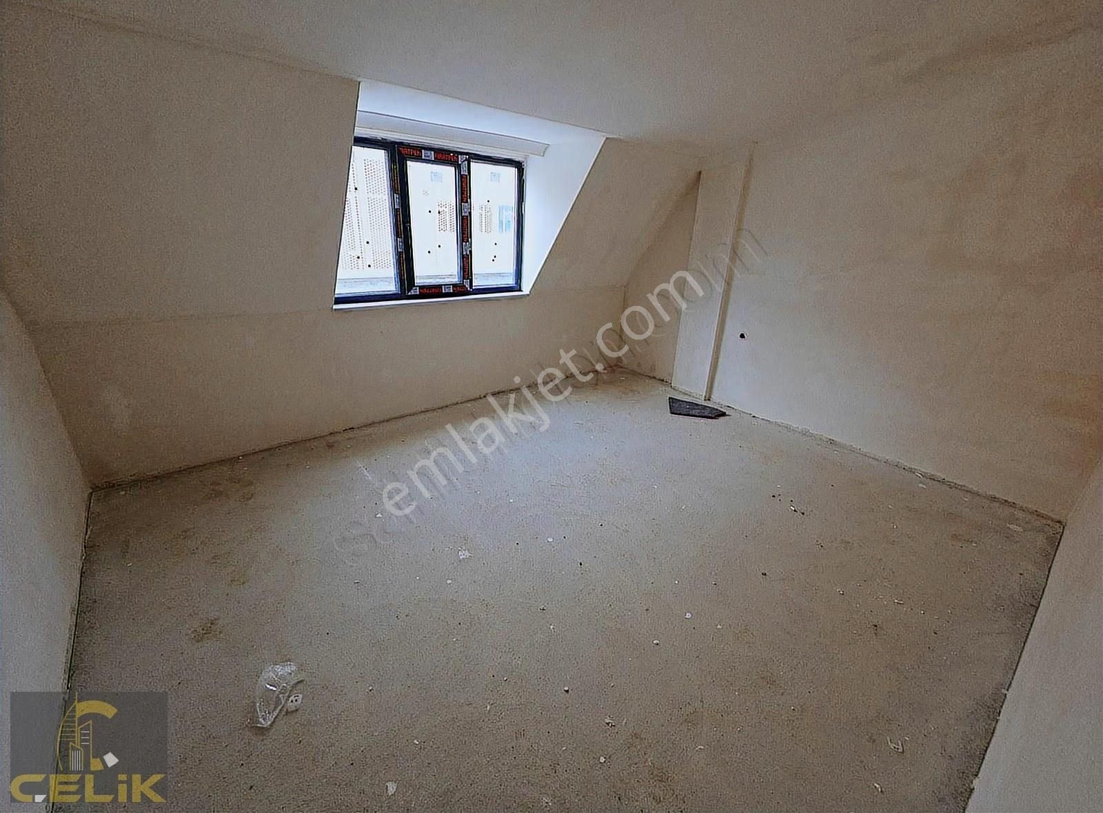 Cevatpaşada Geniş Aileler İçin 250m2 5+2 Dubleks - Görsel 30