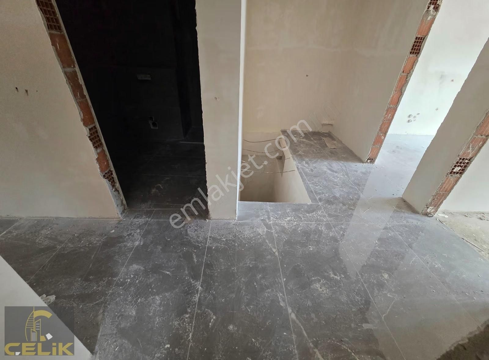 Cevatpaşada Geniş Aileler İçin 250m2 5+2 Dubleks - Görsel 19