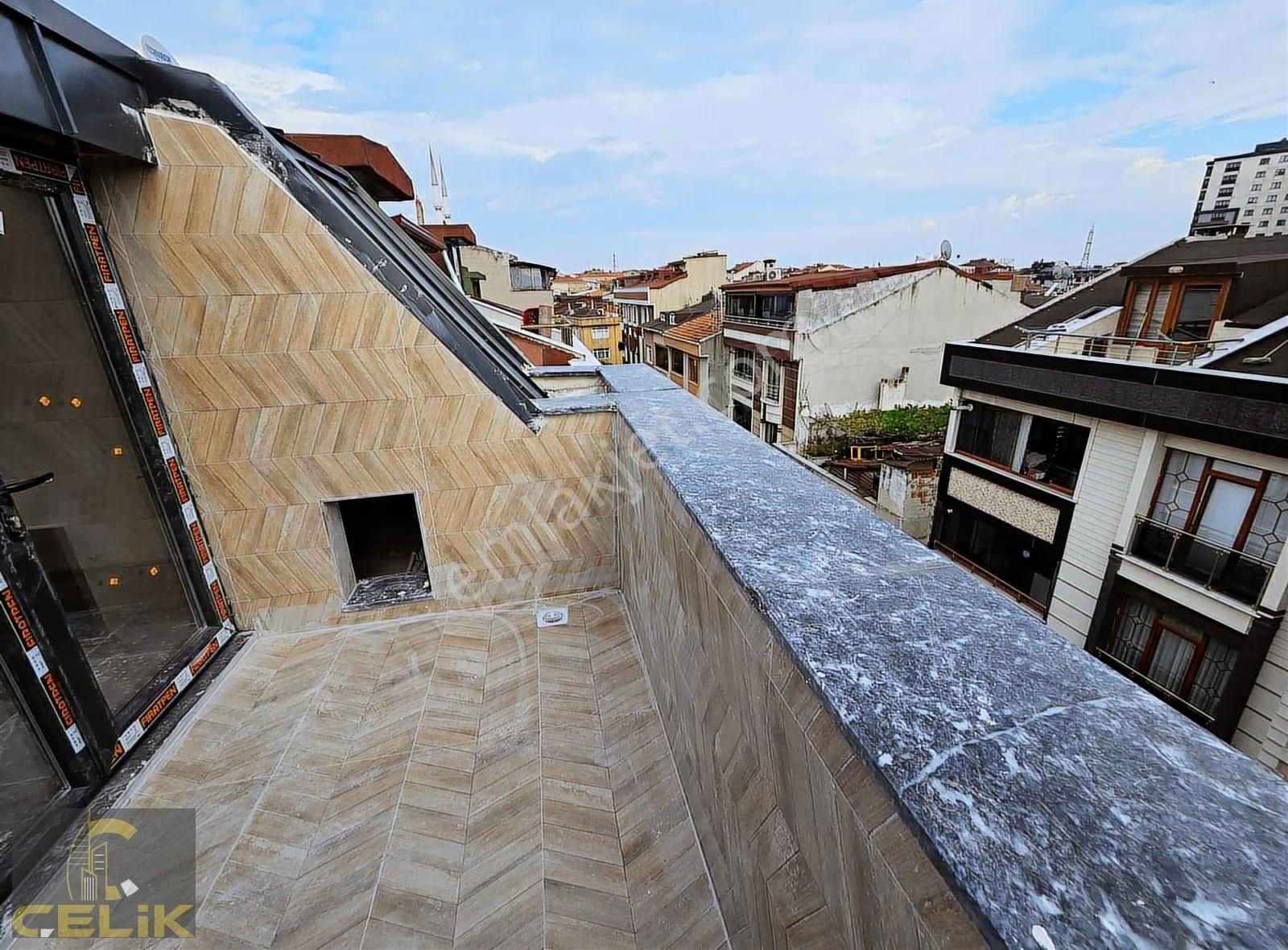 Cevatpaşada Geniş Aileler İçin 250m2 5+2 Dubleks - Görsel 10
