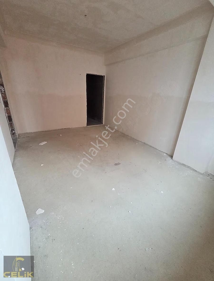 Cevatpaşada Geniş Aileler İçin 250m2 5+2 Dubleks - Görsel 20