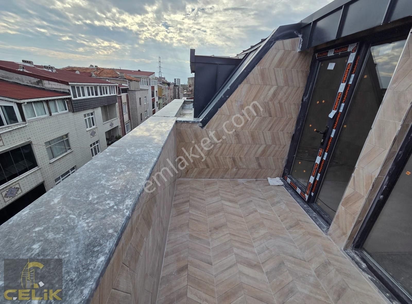 Cevatpaşada Geniş Aileler İçin 250m2 5+2 Dubleks - Görsel 16