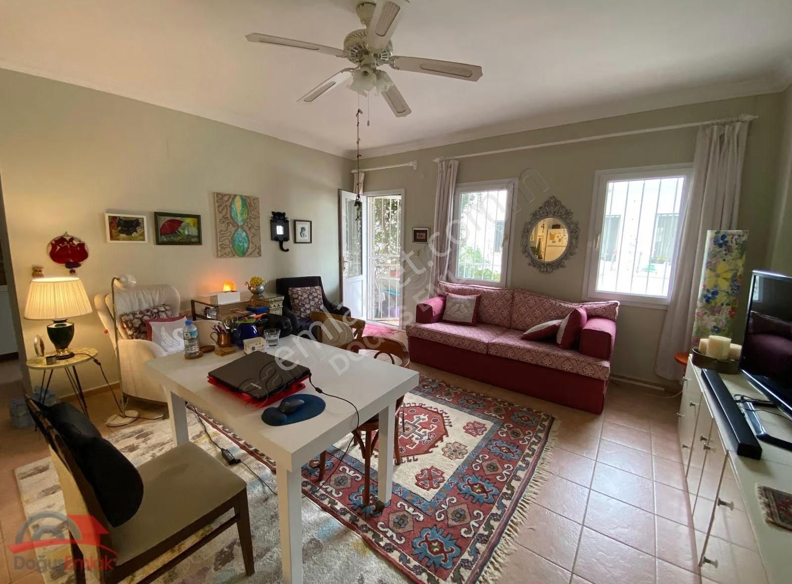 Doğuş Emlak'tan Merkezde Denize 200 Metre 2+1 Üst Kat Daire - Görsel 5