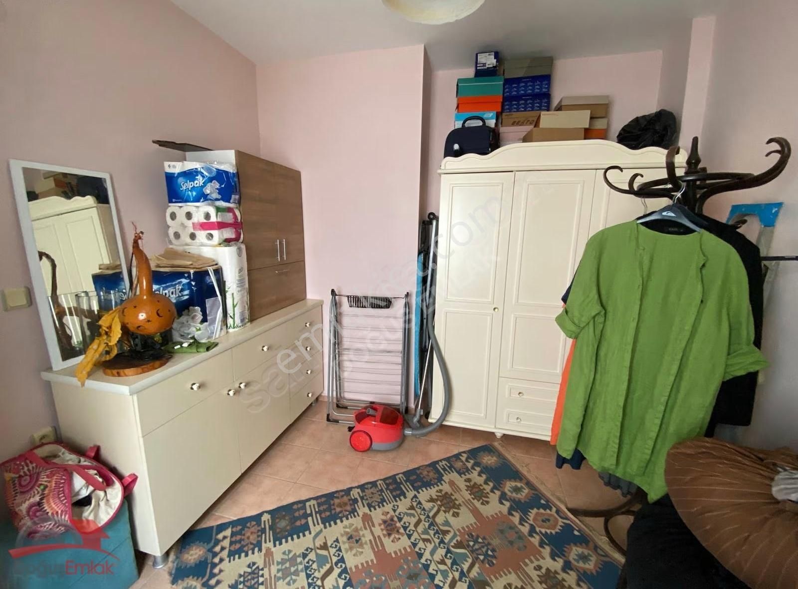 Doğuş Emlak'tan Merkezde Denize 200 Metre 2+1 Üst Kat Daire - Görsel 22