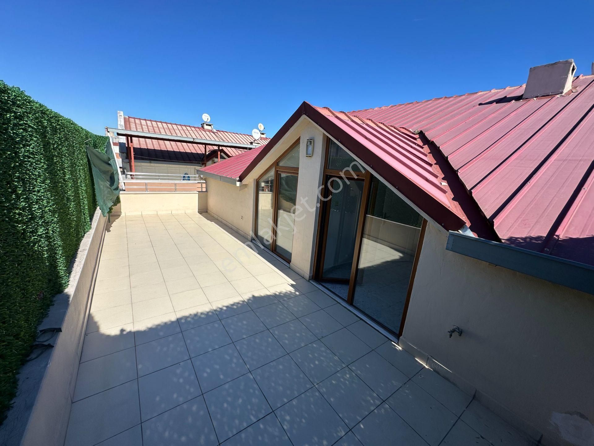 Rt Safir Gayrimenkulden Dumlupınar Mahallesinde, Butgem Yanı, Merkezi Konumda Satılık Dubleks Daire - Görsel 32