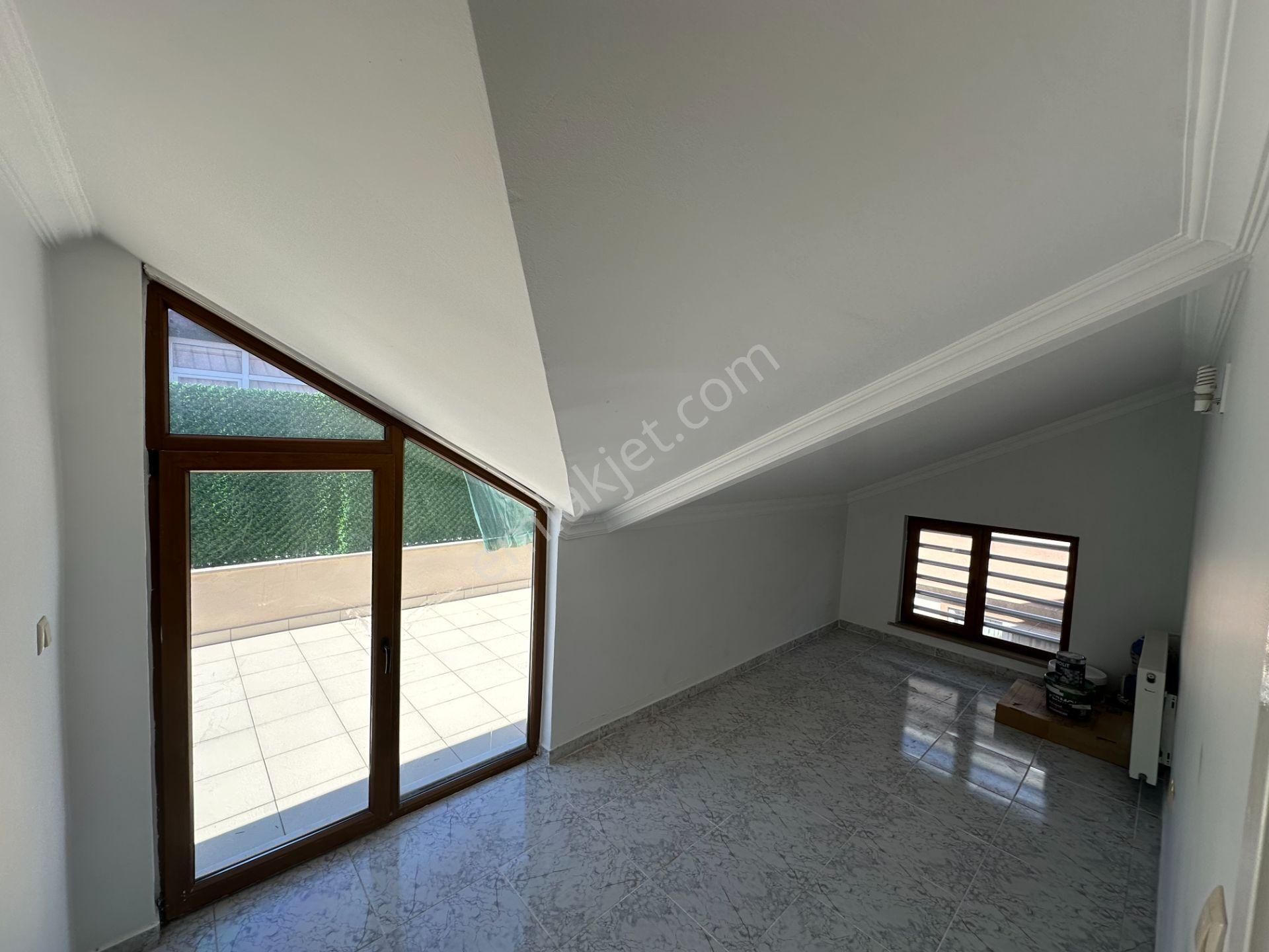 Rt Safir Gayrimenkulden Dumlupınar Mahallesinde, Butgem Yanı, Merkezi Konumda Satılık Dubleks Daire - Görsel 24