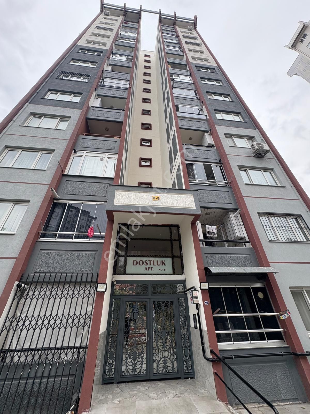 Turpa'dan Fırsat Satılık Karabağlar Uzundere Tokide 2+1 Daire