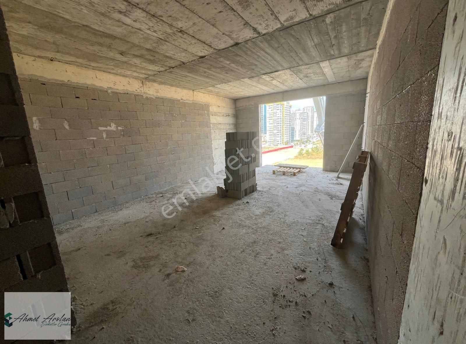 Ovacık Yayla Mahallesi'nde 4+1 Ebeveyn Banyolu Satılık Daire - Görsel 2