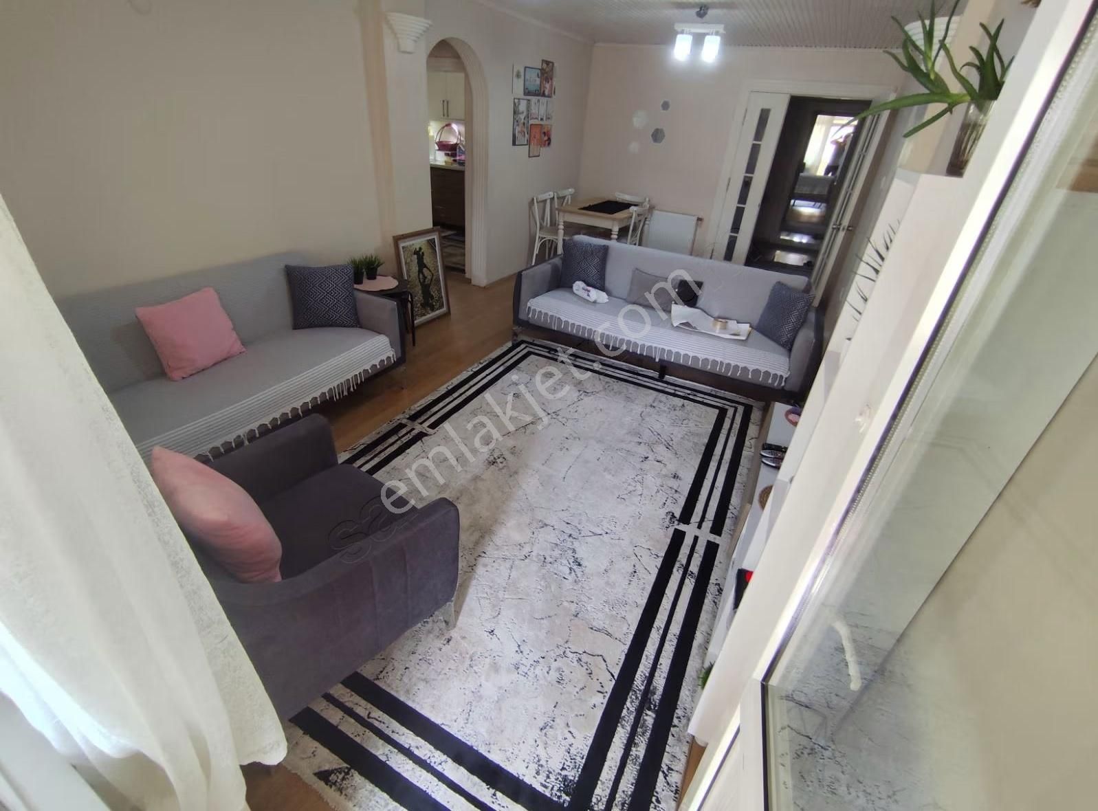 3+1 Ordu Cd Cephe Tramvaya 10 Adım Müthiş 125m² 4. Kat - Görsel 5