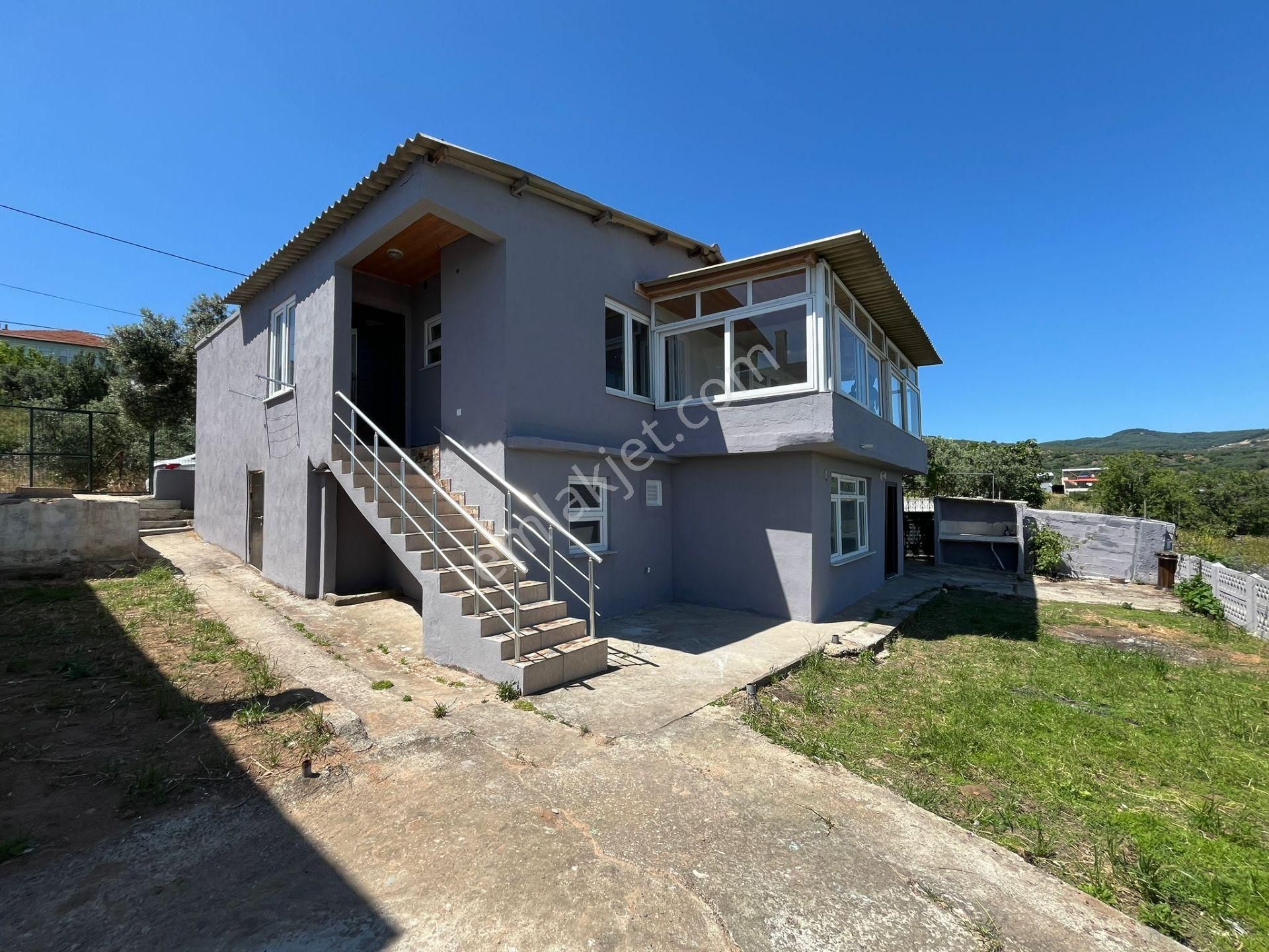 Sahibinden Erdek'te Full Deniz Manzaralı Satılık Villa 356 M2