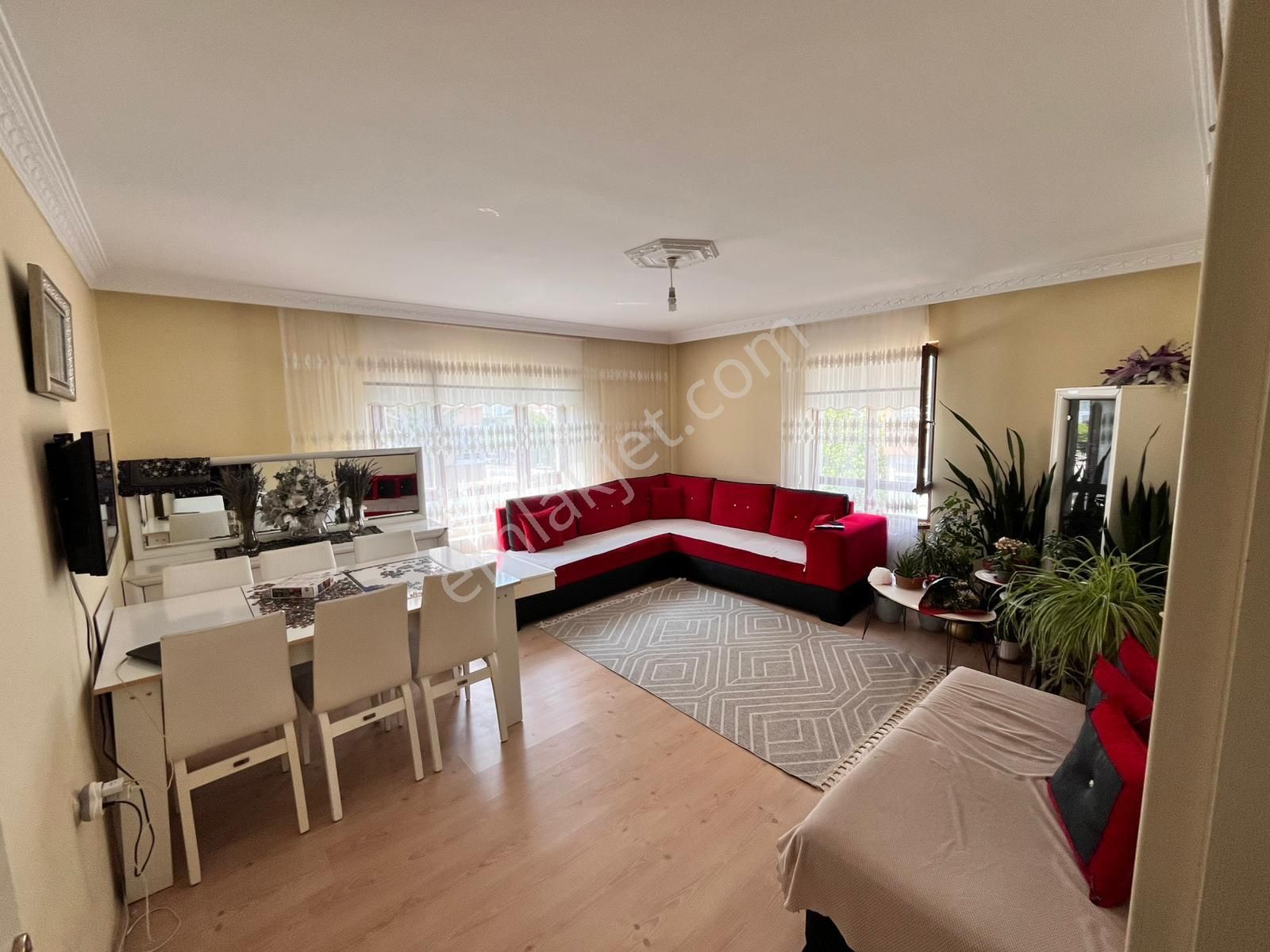 Altındağ- Beşikkaya Mahallesinde Ara Katta,full Yapılı 3+1 Satılık Daire !!! - Görsel 2