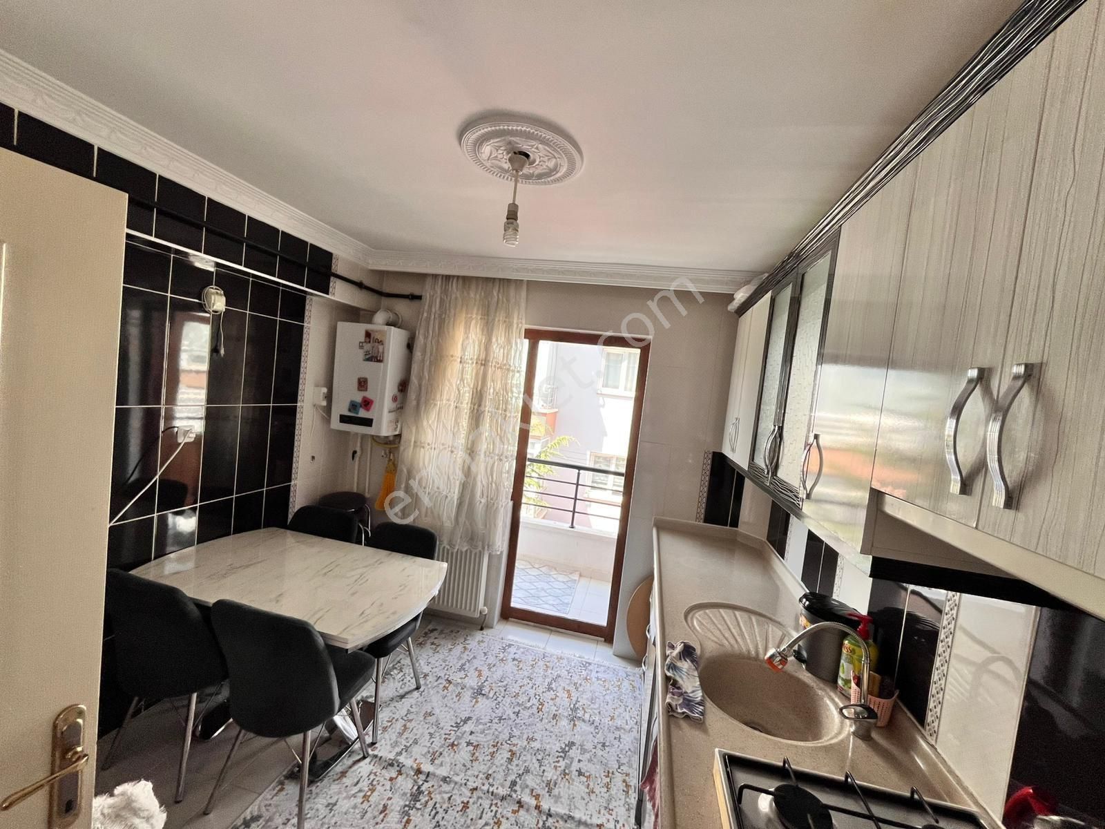 Altındağ- Beşikkaya Mahallesinde Ara Katta,full Yapılı 3+1 Satılık Daire !!!