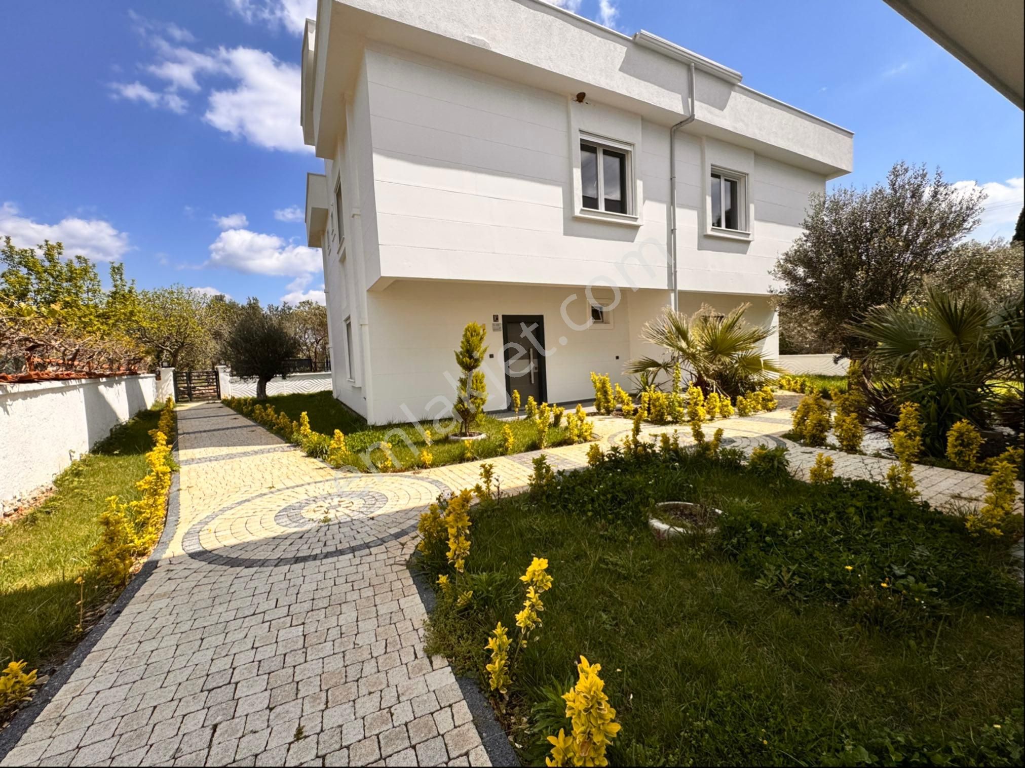 ༺✮•°◤ 𝙔𝘼𝙆𝘼𝙈𝙊𝙕 𝙀𝙈𝙇𝘼𝙆 ◥°•✮༻güre De Yeşillikler Arasında Satılık Müstakil - Görsel 6