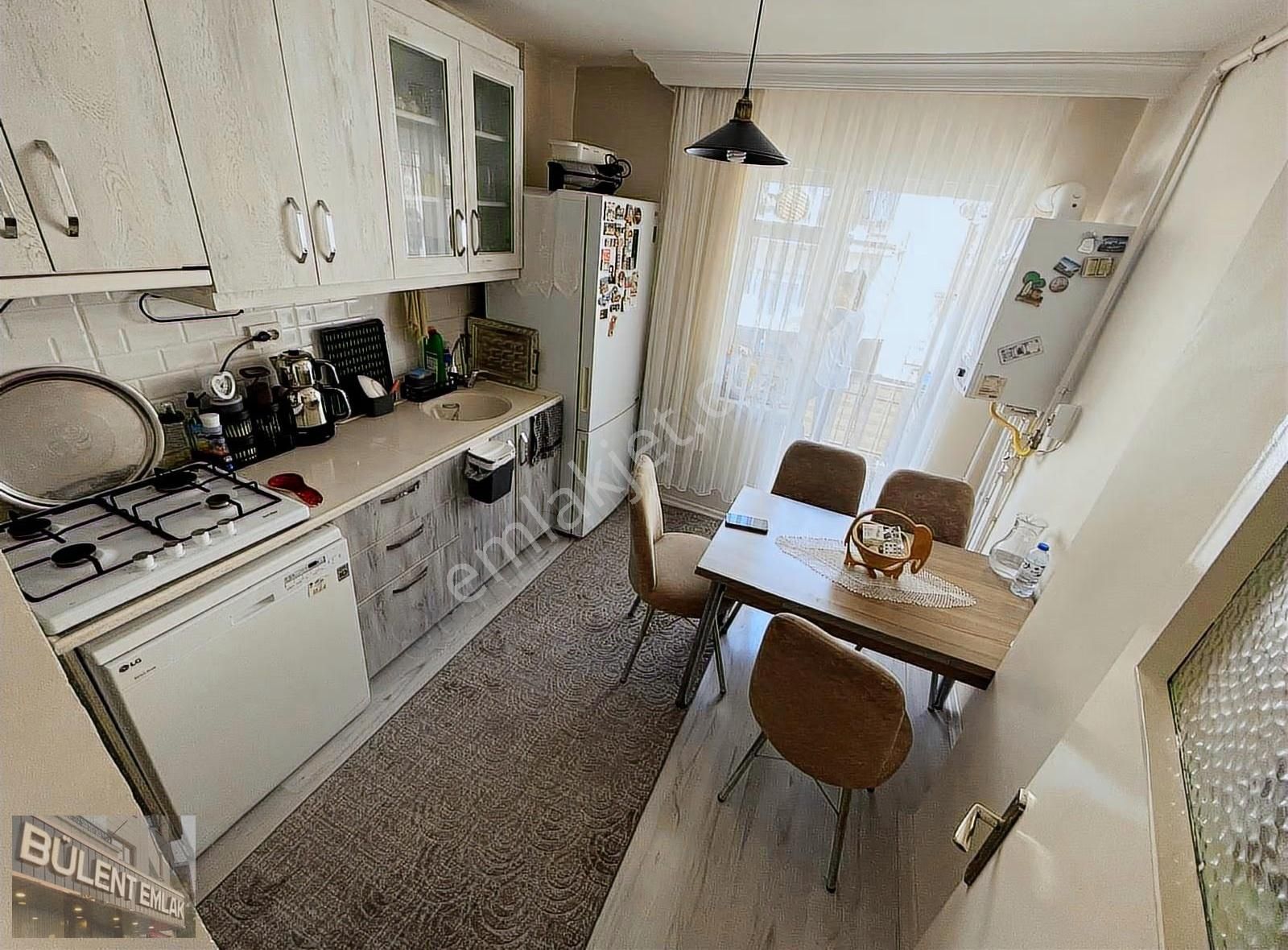 Nişantaşı Pazarı Yanı Caddeye Yakın Ön Cephe Full Yapılı 3+1 - Görsel 19