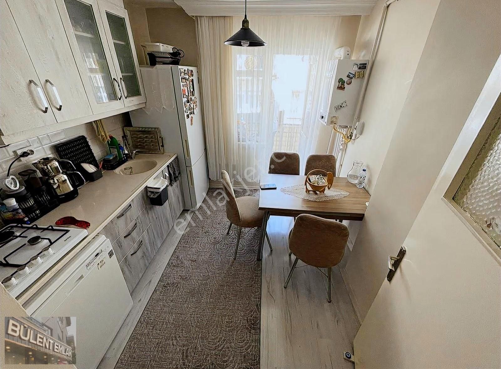 Nişantaşı Pazarı Yanı Caddeye Yakın Ön Cephe Full Yapılı 3+1 - Görsel 7